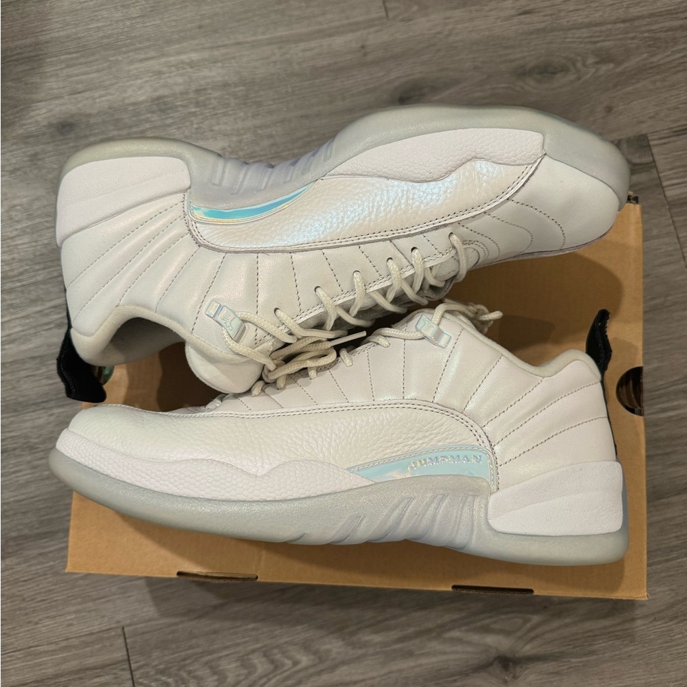JORDAN 12 LOW EASTER USED SIZE 12